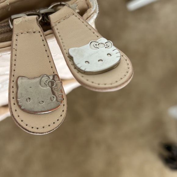 Hello Kitty Tote Bag - Picture 4 of 14